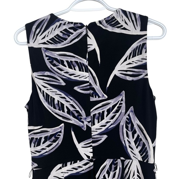 DKNY printed leaf sleeveless jumpsuit romper zip stretch summer women’s 8 medium - Picture 11 of 16